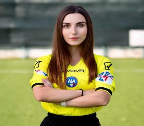 巩立姣与谢,震业率领中,国田径队出,博鱼体育官网,博鱼体育app,博鱼体育APP下载